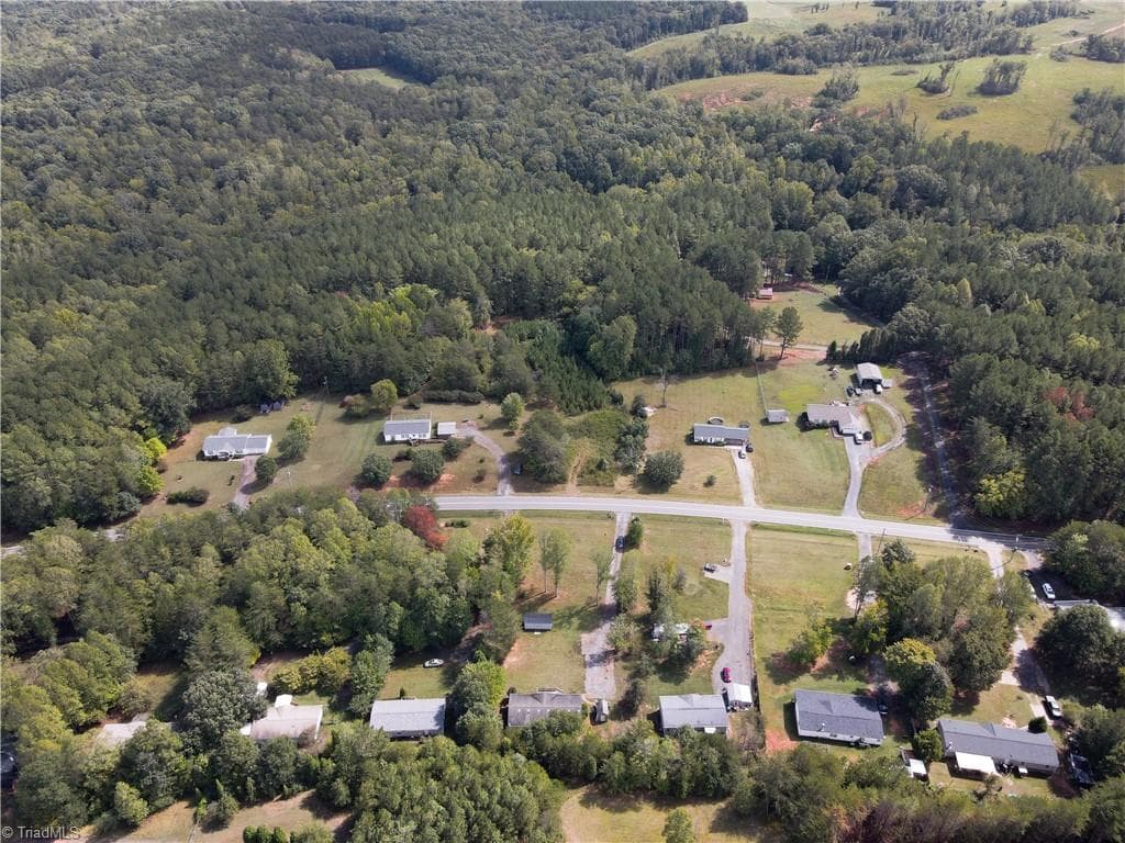 Manufactured Home at 1130 Mineral Springs Road, Madison NC 27025, Madison, photo 23 of 80