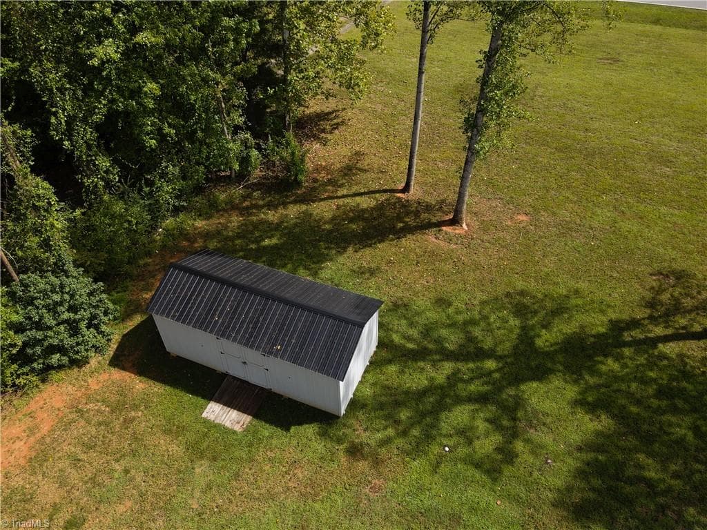 Manufactured Home at 1130 Mineral Springs Road, Madison NC 27025, Madison, photo 19 of 80