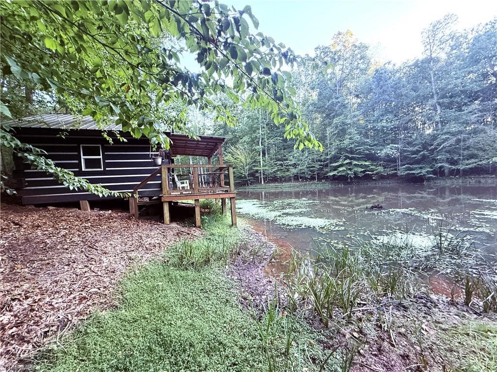 Single Family Residence at 1210 Nicky Lane, Danbury NC 27016, photo 8 of 44
