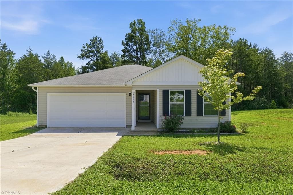 7432 Humble Farm Drive, Liberty NC 27298