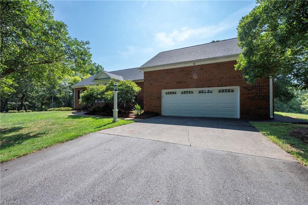 Stick/Site Built at 3265 Beroth Road, Pfafftown NC 27040, Pfafftown, photo 37 of 41