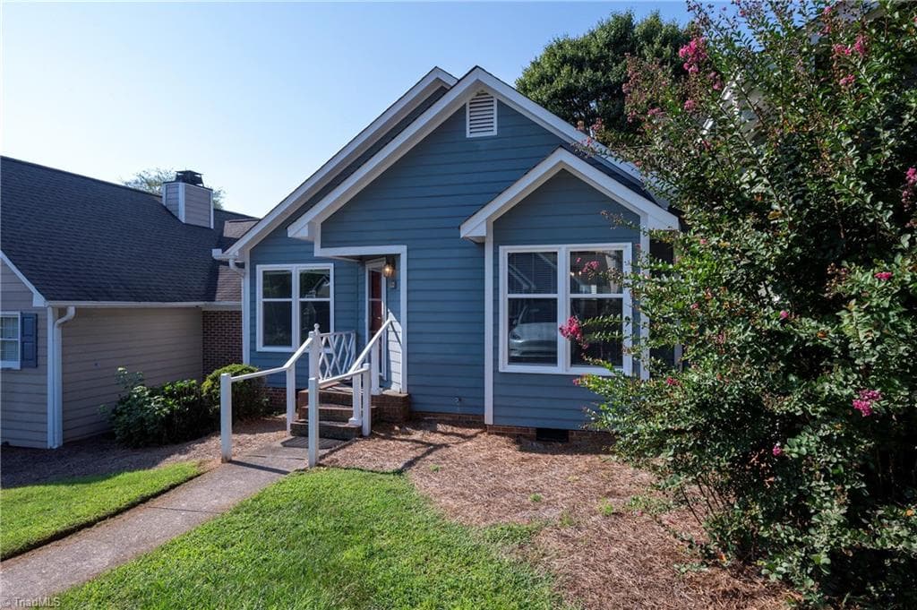 2716 Sawgrass Court, Winston-Salem NC 27103