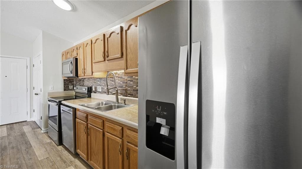 Stick/Site Built at 3701 #5J Cotswold Terrace, Greensboro NC 27410, photo 11 of 36