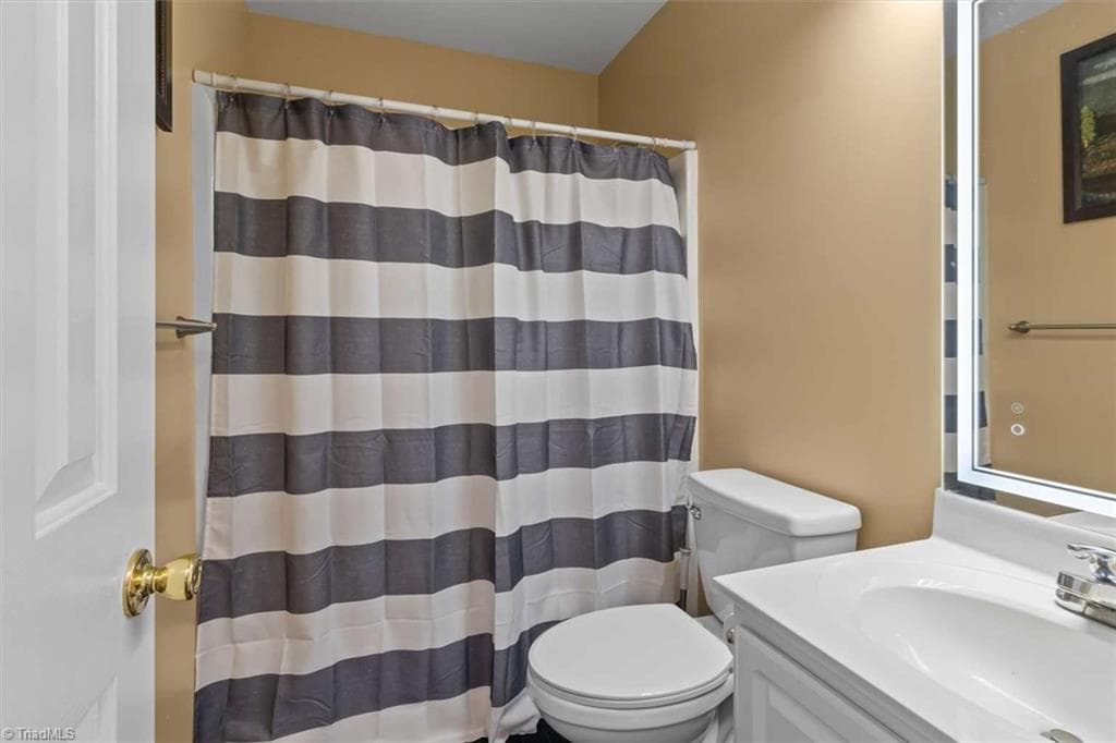 Stick/Site Built at 5125 Old Plantation Circle, Winston-Salem NC 27104, Winston-Salem, photo 19 of 23