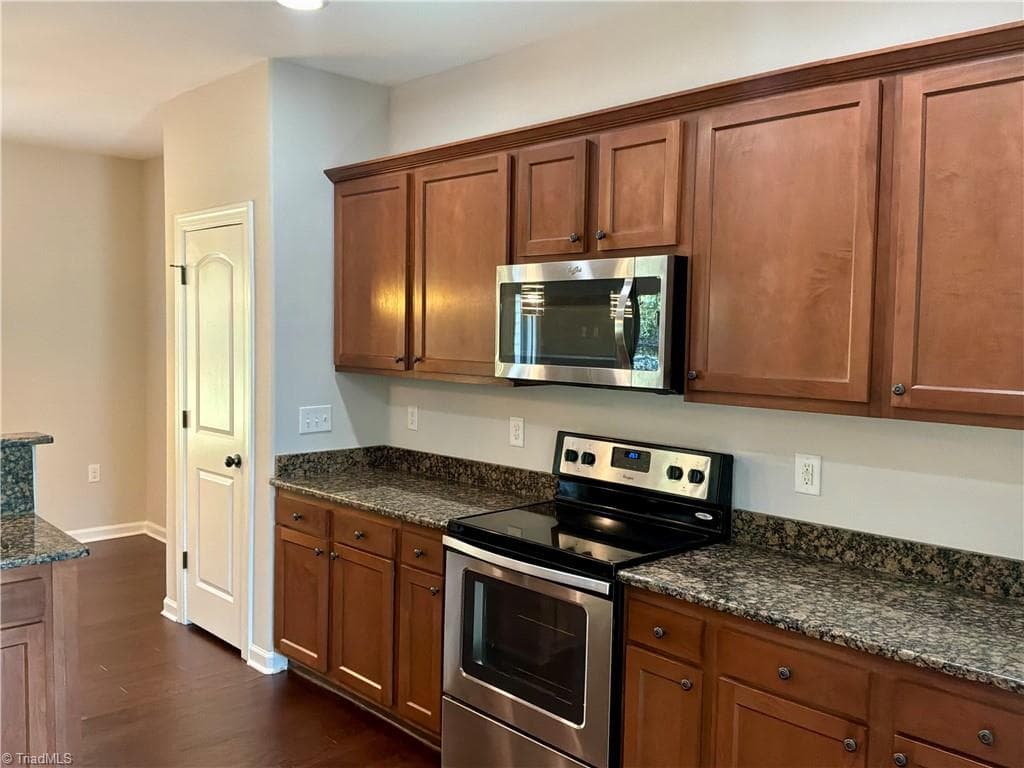 Stick/Site Built at 4404 Morning Ridge Lane, Winston-Salem NC 27101, photo 8 of 34