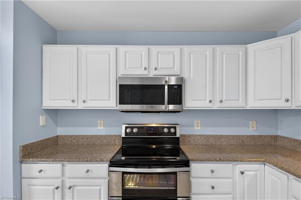 Stick/Site Built at 1356 Bayswater Drive, High Point NC 27265, photo 15 of 41