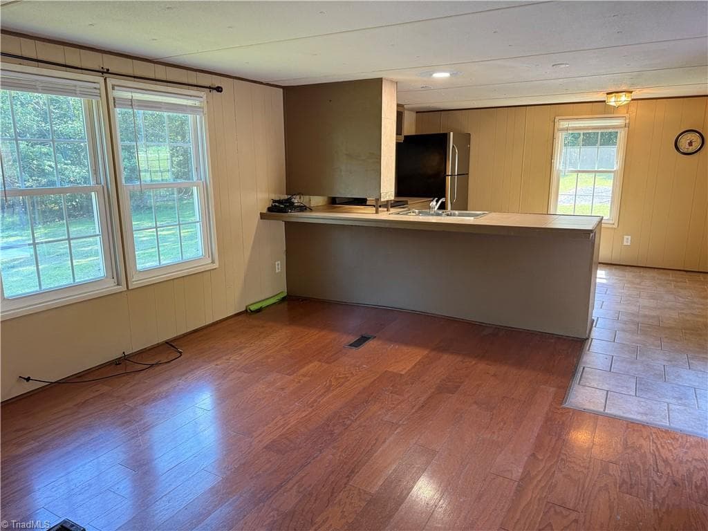 Manufactured Home at 2265 Johnson Road, Burlington NC 27217, Burlington, photo 15 of 32