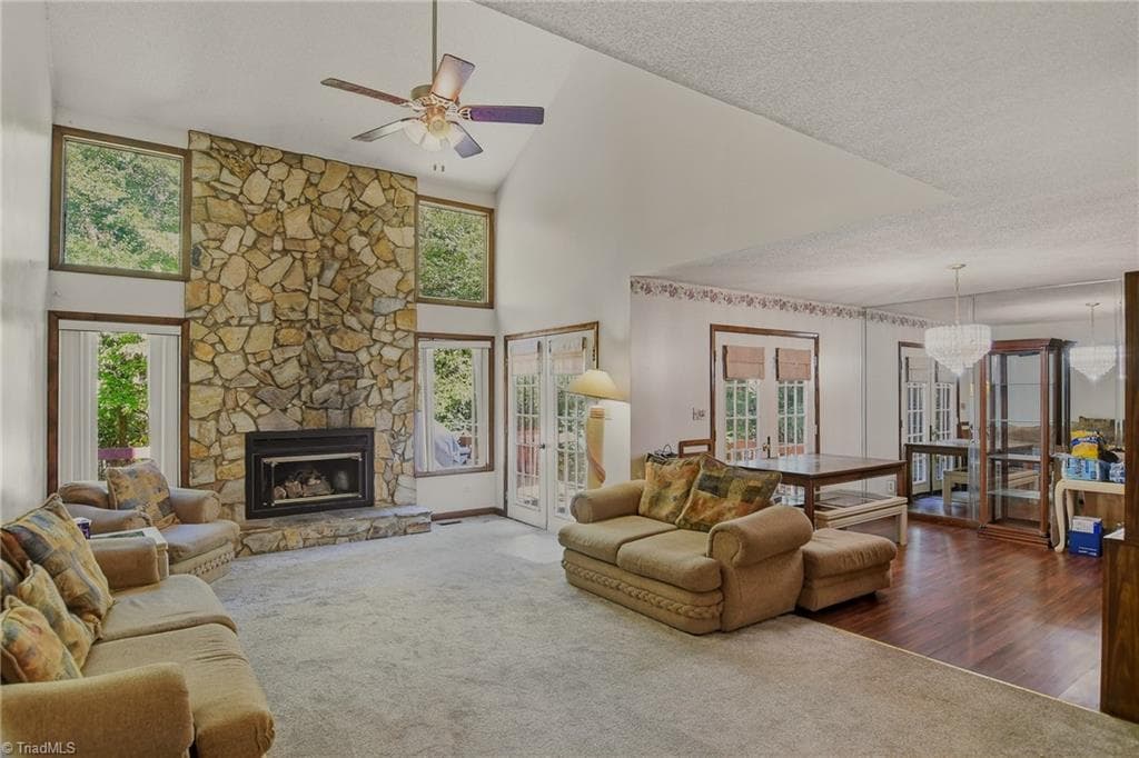Stick/Site Built at 3808 Briarwood Avenue, High Point NC 27265, photo 5 of 32