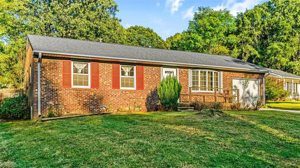 Stick/Site Built at 4105 Flagstaff Court, Greensboro NC 27406, photo 3 of 27