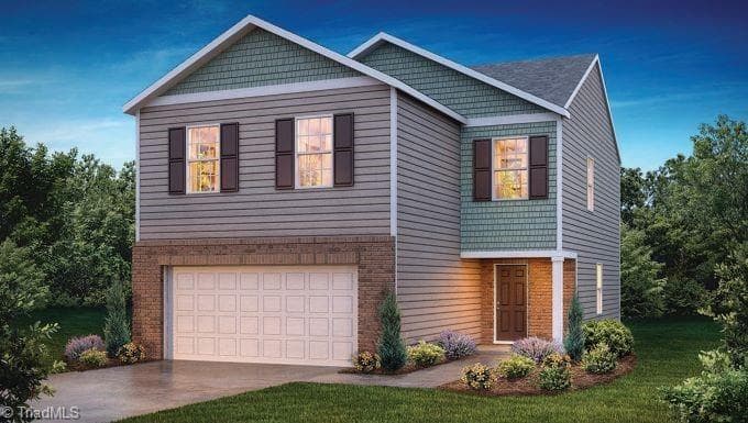 618 Beechwood Circle, Thomasville NC 27360