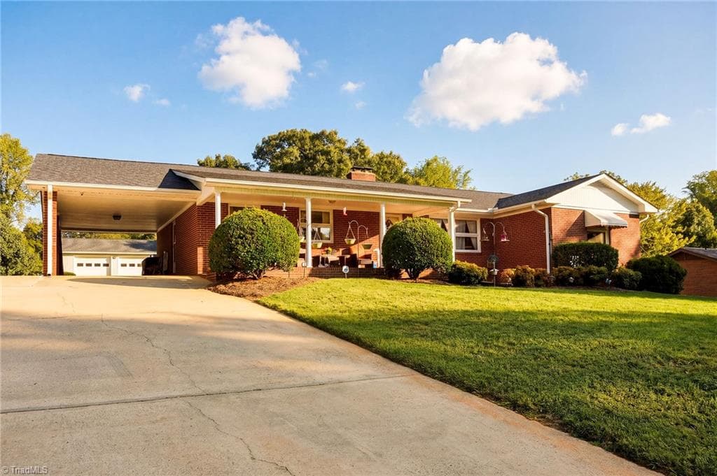 708 Hudson Street, Winston-Salem NC 27105