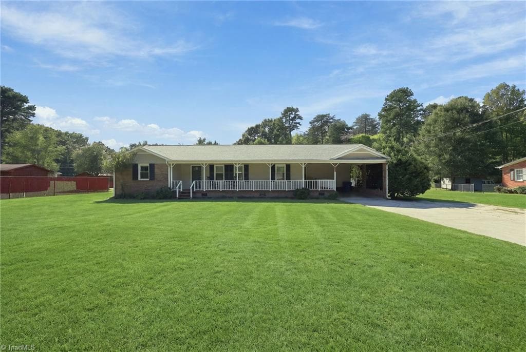 5325 Old Greensboro Road, Randleman NC 27317