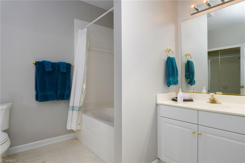 Stick/Site Built at 7102 Riverview Knoll Court, Clemmons NC 27012, Clemmons, photo 18 of 30