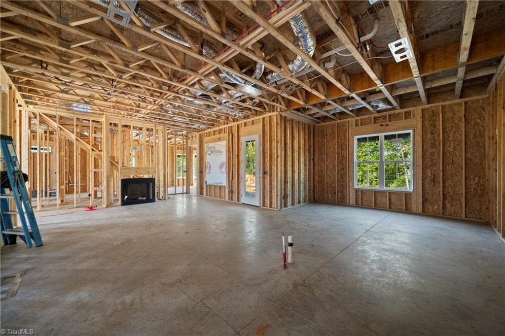 Stick/Site Built at 174 Maple Trace Drive, Winston-Salem NC 27107, Winston-Salem, photo 15 of 54