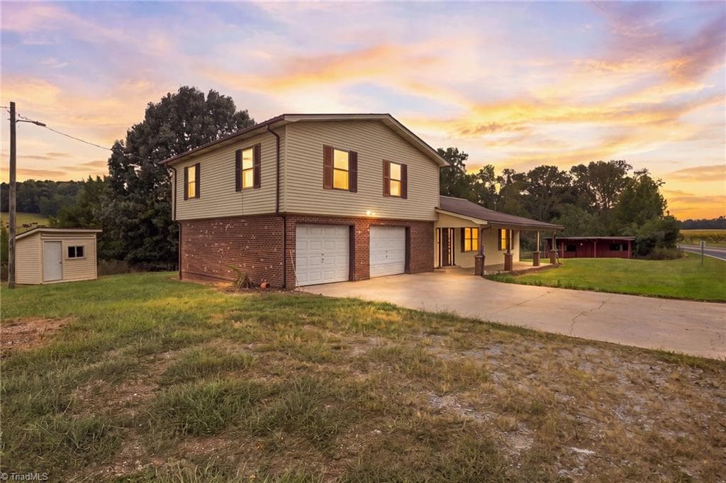 6227 Gravel Hill Road, Denton NC 27239
