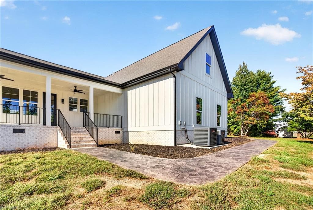 Stick/Site Built at 122 Manteo Road, Lexington NC 27292, Lexington, photo 27 of 31