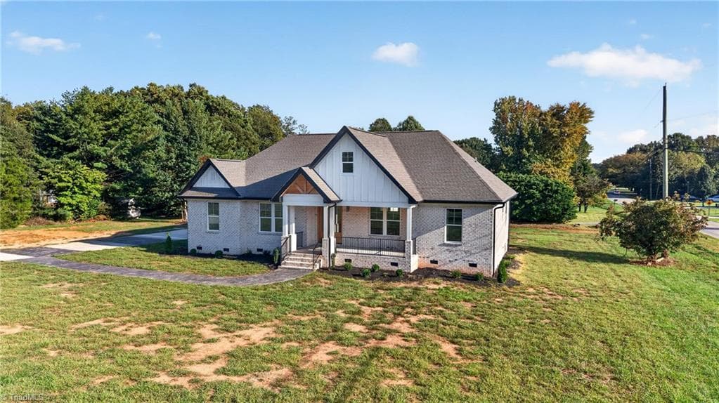 Stick/Site Built at 122 Manteo Road, Lexington NC 27292, Lexington, photo 2 of 31