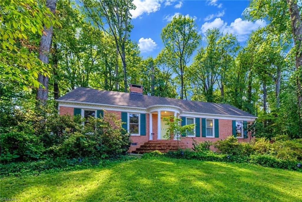 102 Sparger Place, Greensboro NC 27455