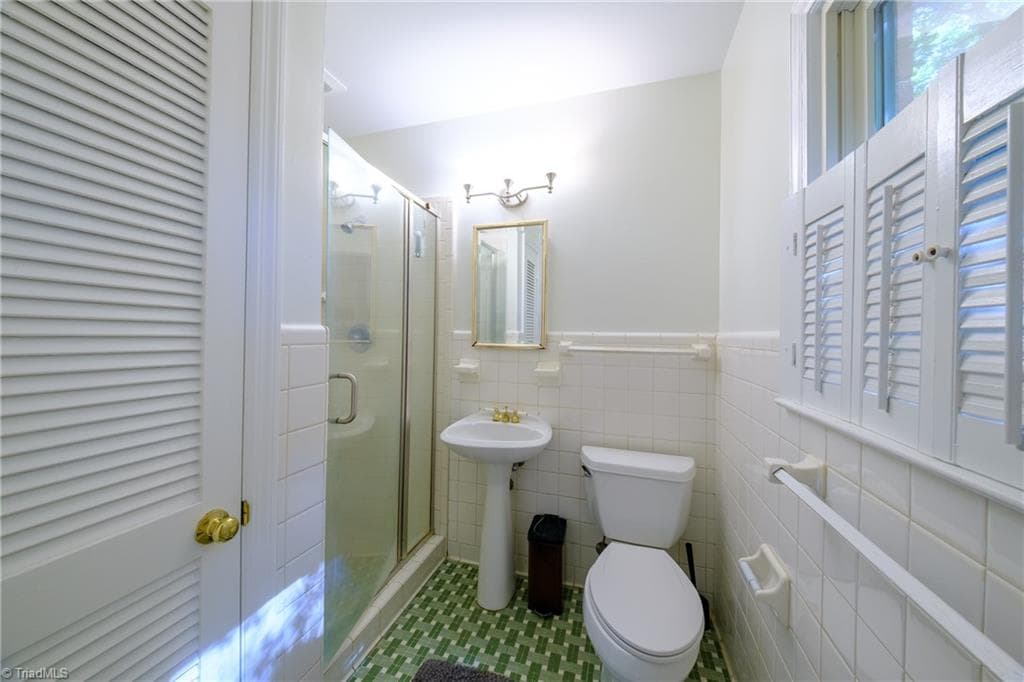 Stick/Site Built at 102 Sparger Place, Greensboro NC 27455, photo 31 of 41