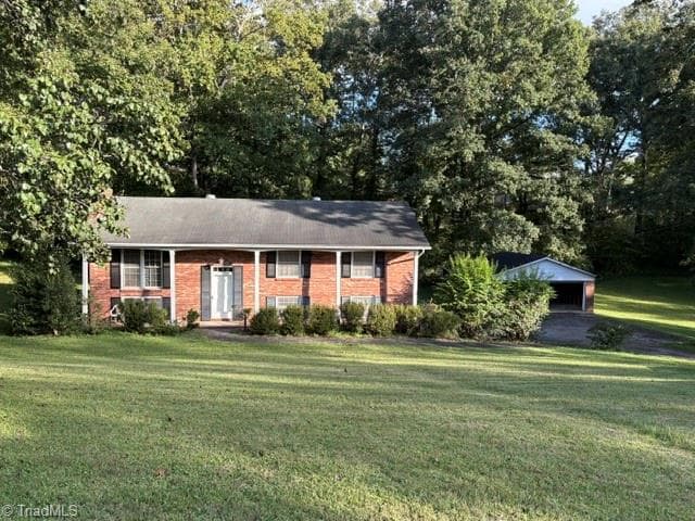 Stick/Site Built at 1224 Mountain View Road, North Wilkesboro NC 28659, North Wilkesboro, photo 2 of 47