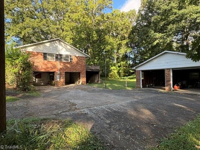 Stick/Site Built at 1224 Mountain View Road, North Wilkesboro NC 28659, North Wilkesboro, photo 6 of 47