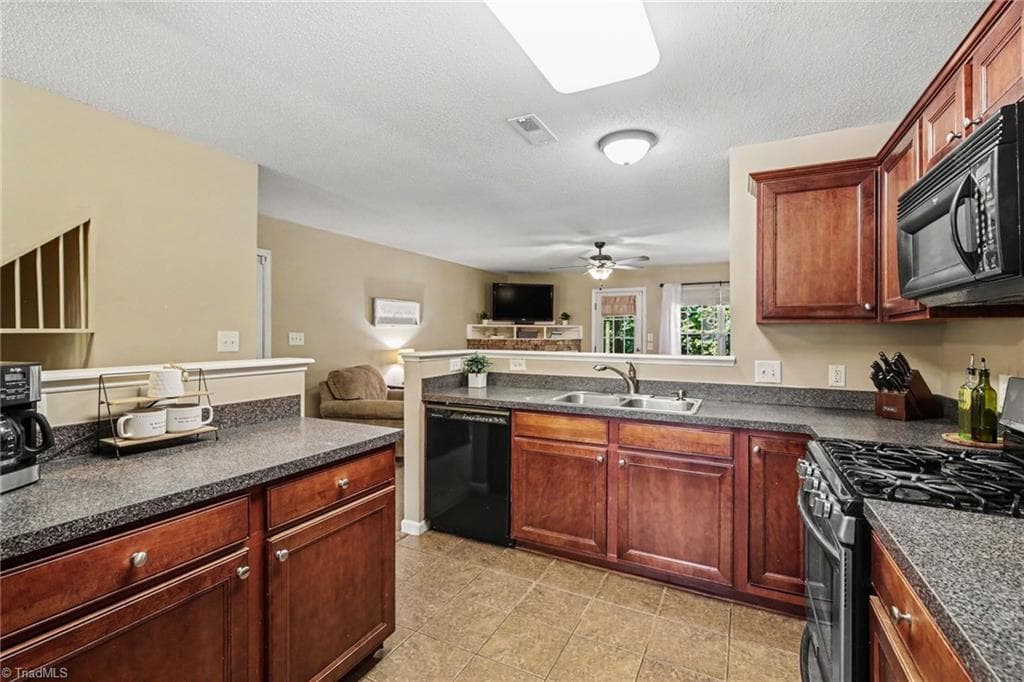 Stick/Site Built at 160 Rockbridge Court, Kernersville NC 27284, Kernersville, photo 10 of 33