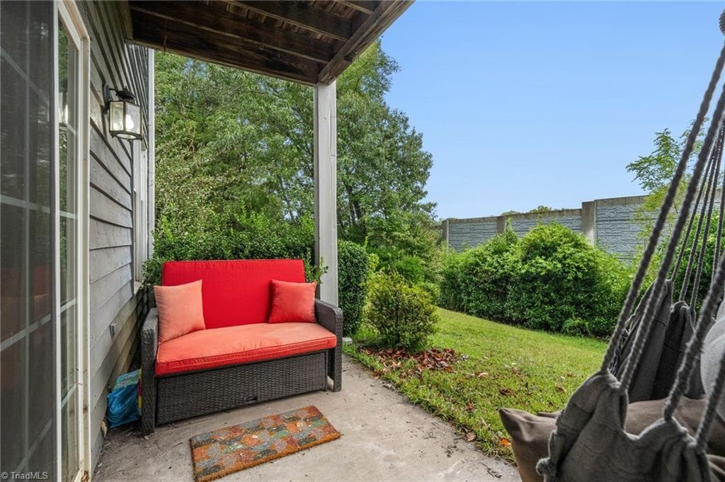 Stick/Site Built at 382 Meadows Circle, Winston-Salem NC 27104, Winston-Salem, photo 51 of 62