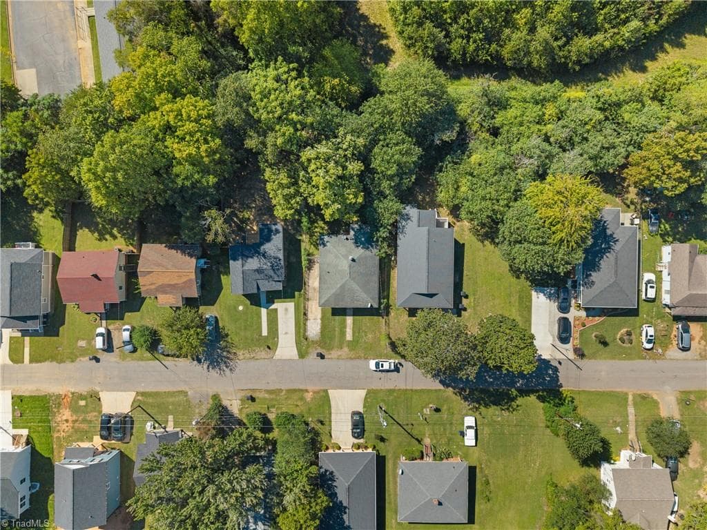 Stick/Site Built at 2810 Ansonia Street, Winston-Salem NC 27105, Winston-Salem, photo 43 of 46