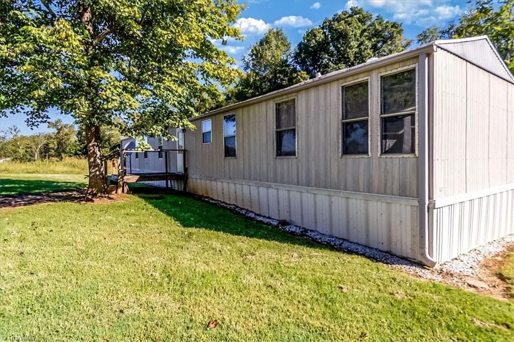 Stick/Site Built at 1568 Airport Road, North Wilkesboro NC 28659, North Wilkesboro, photo 15 of 40