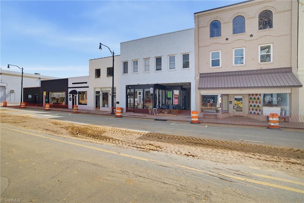 Investment at 618 & 620 Washington Street, Eden NC 27288, Eden, photo 5 of 98