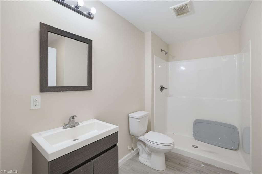 Investment at 618 & 620 Washington Street, Eden NC 27288, Eden, photo 59 of 98