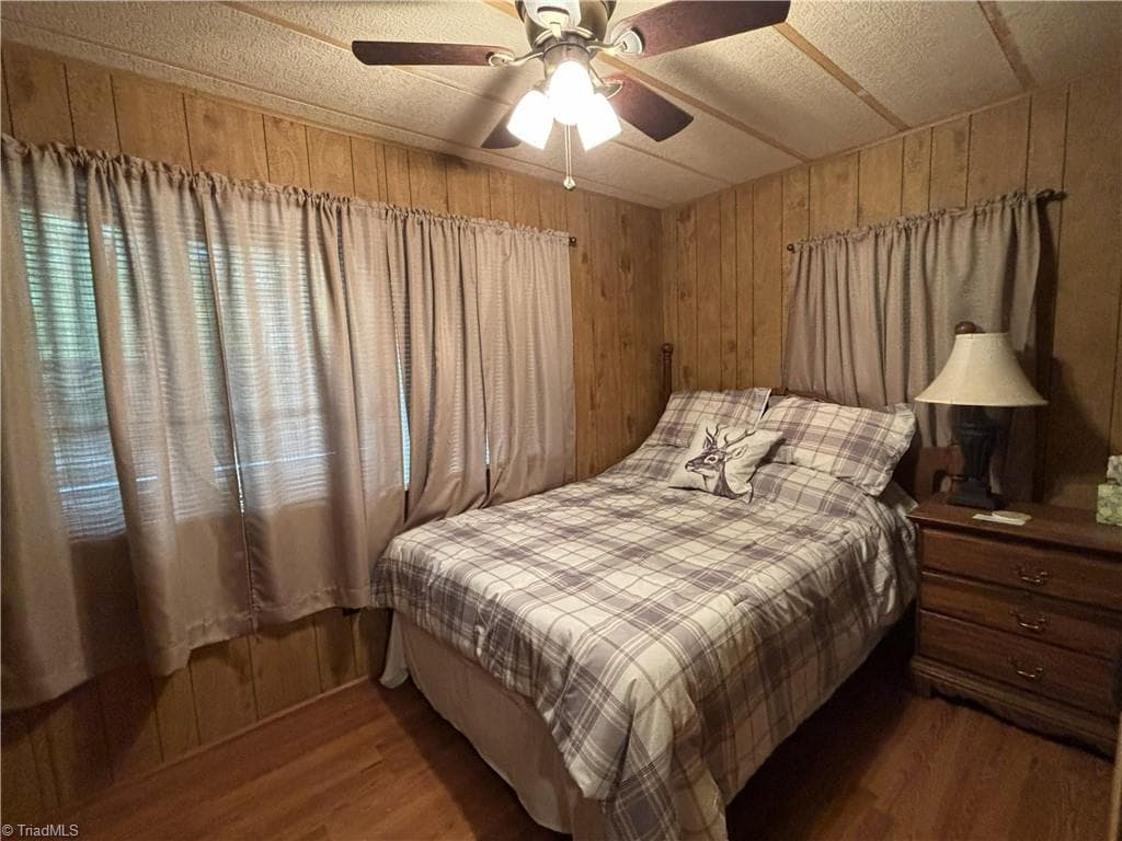 Manufactured Home at 230 Sugar Loaf Road, Troy NC 27371, photo 14 of 27