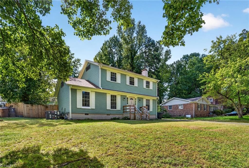 Stick/Site Built at 3207 Delmonte Drive, Greensboro NC 27406, photo 6 of 49