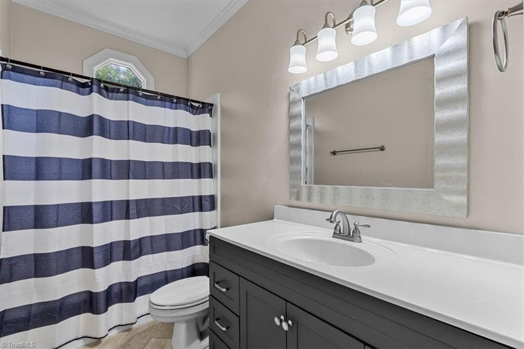 Main level full bath - 6101 Trotter Ridge Road, Summerfield NC 27358, Summerfield