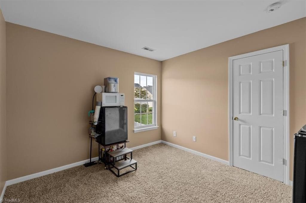 Stick/Site Built at 4413 Gray Wolf Way, Greensboro NC 27406, photo 26 of 43