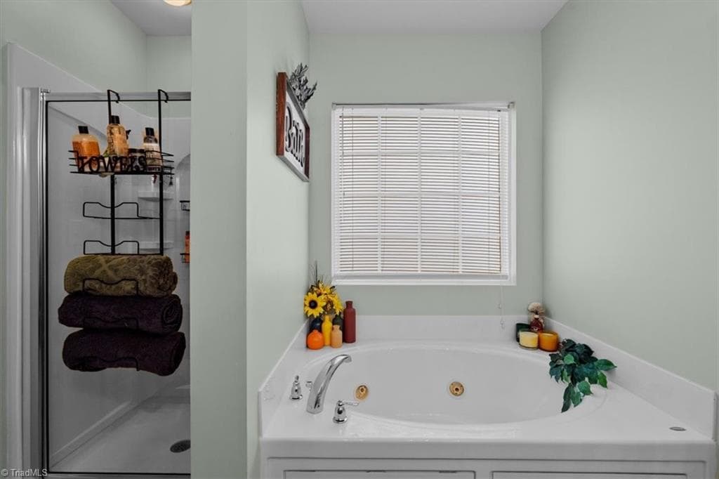 Stick/Site Built at 4413 Gray Wolf Way, Greensboro NC 27406, photo 32 of 43