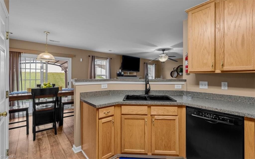 Stick/Site Built at 4413 Gray Wolf Way, Greensboro NC 27406, photo 15 of 43
