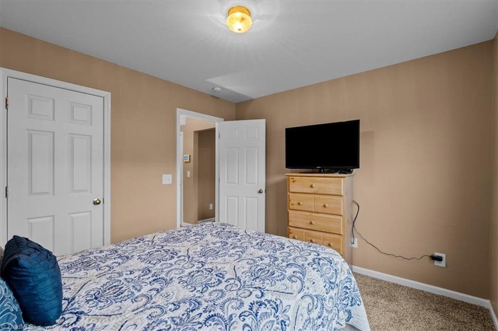 Stick/Site Built at 4413 Gray Wolf Way, Greensboro NC 27406, photo 35 of 43
