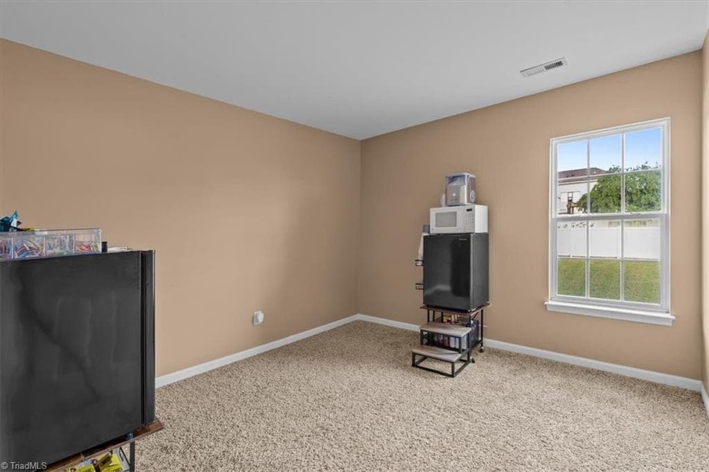 Stick/Site Built at 4413 Gray Wolf Way, Greensboro NC 27406, photo 25 of 43
