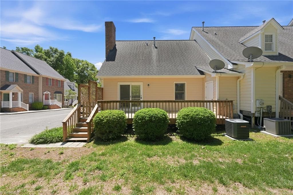 Stick/Site Built at 1121 Sherwood Drive # 10, Burlington NC 27215, Burlington, photo 45 of 48