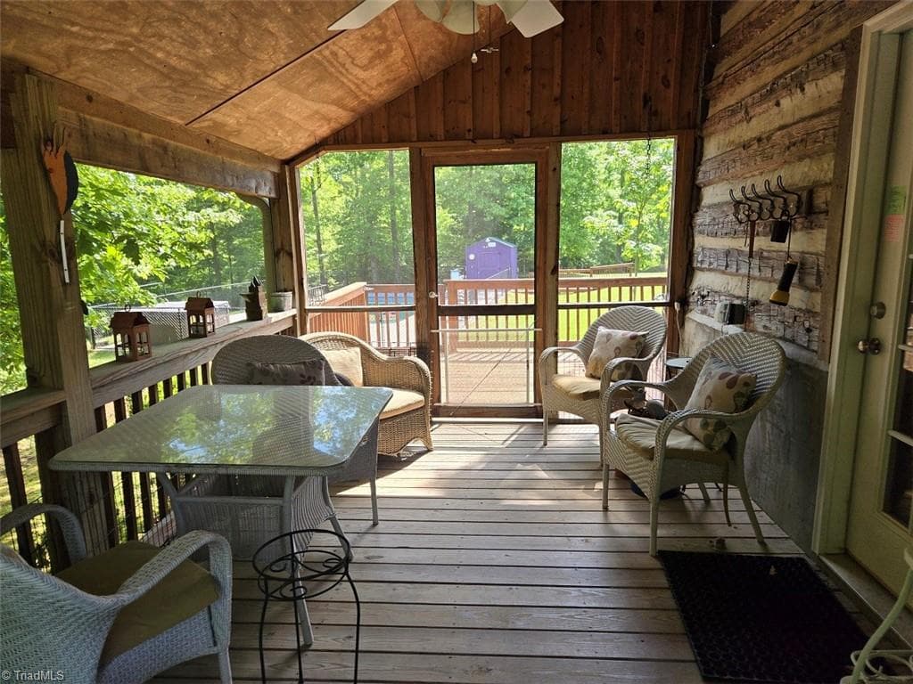 Relaxing screened porch - 1984 Horseshoe Road, Westfield NC 27053, Westfield