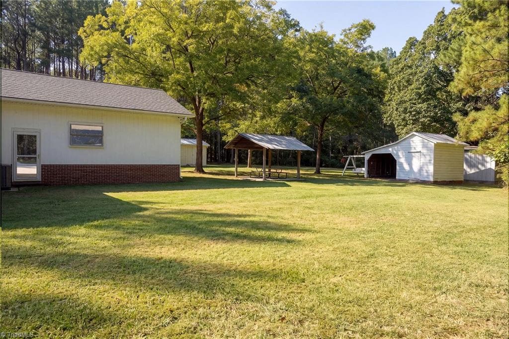 Stick/Site Built at 1036 Cunningham Road, Thomasville NC 27360, photo 30 of 48