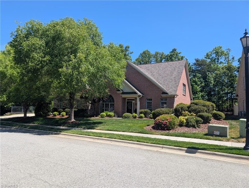 Stick/Site Built at 4106 Pennfield Way, High Point NC 27262, High Point, photo 5 of 90