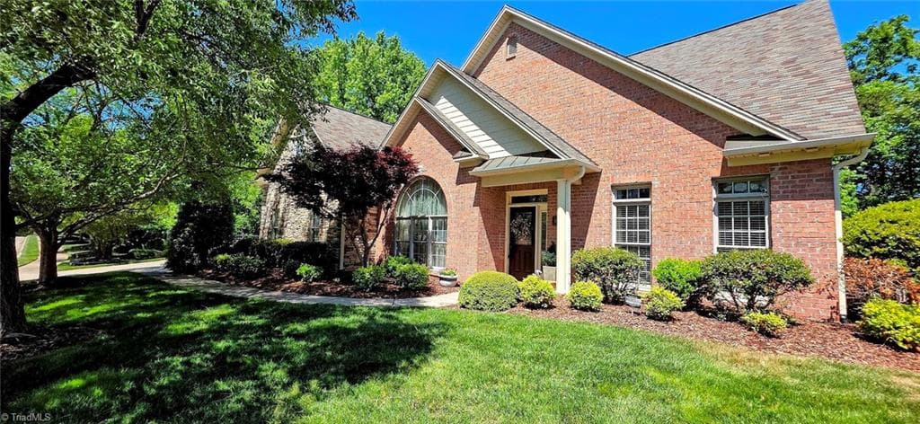 Stick/Site Built at 4106 Pennfield Way, High Point NC 27262, High Point, photo 9 of 90