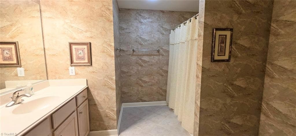 Stick/Site Built at 4106 Pennfield Way, High Point NC 27262, High Point, photo 81 of 90