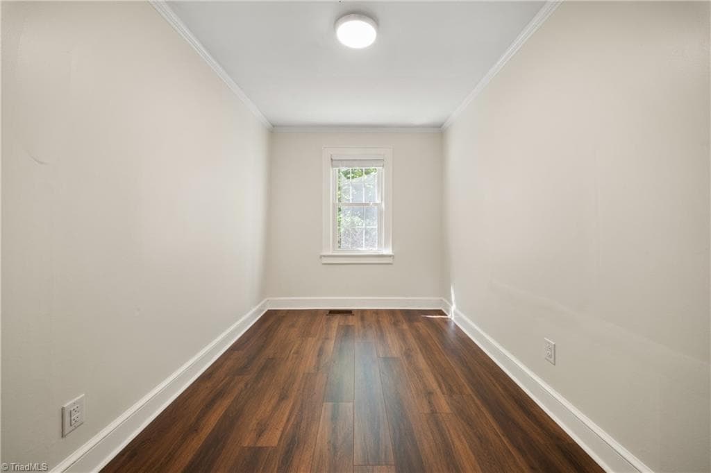 Stick/Site Built at 920 Bellview Street, Winston-Salem NC 27103, Winston-Salem, photo 26 of 32