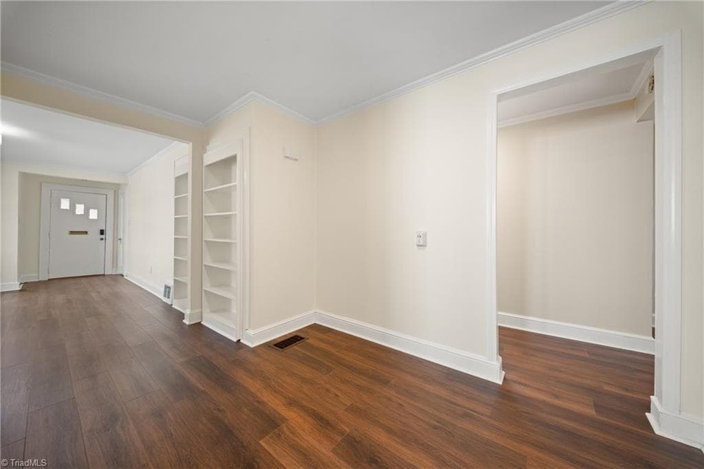 Stick/Site Built at 920 Bellview Street, Winston-Salem NC 27103, Winston-Salem, photo 11 of 32