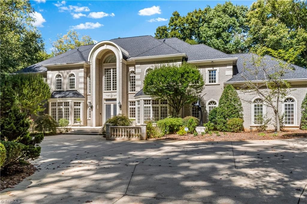 Exterior and Entryway Garden - 4620 Cherryhill Lane, Winston-Salem NC 27106, Winston-Salem