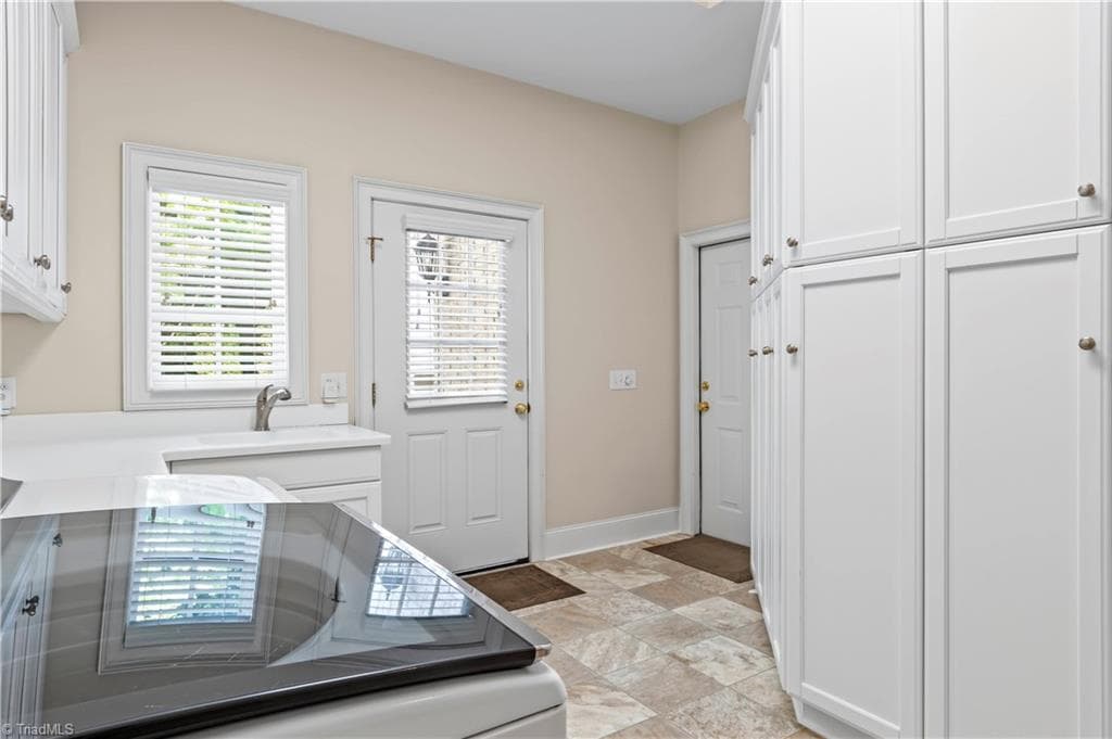 Stick/Site Built at 4620 Cherryhill Lane, Winston-Salem NC 27106, Winston-Salem, photo 49 of 90