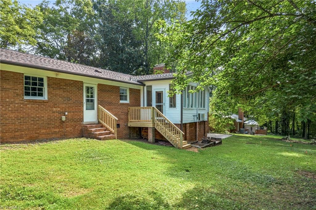 Stick/Site Built at 107 Ben Nevis Drive, Kernersville NC 27284, photo 44 of 46